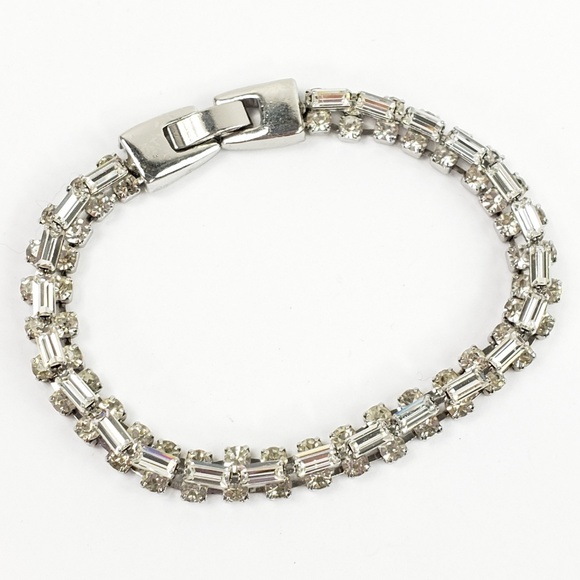 Vintage Jewelry - Vintage Bracelet Baguette Brilliant Rhinestones